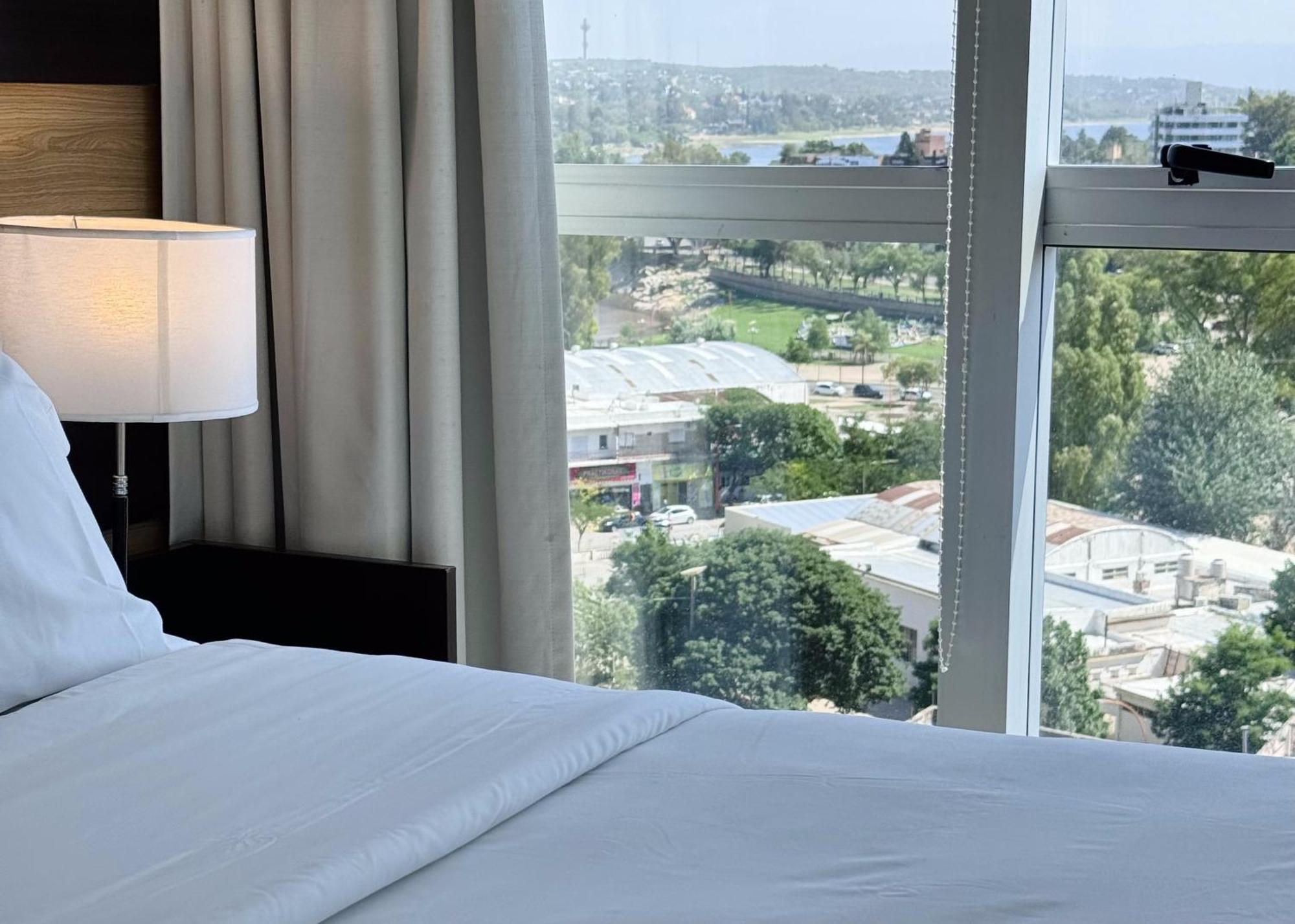 Amérian Carlos Paz&Suites Villa Carlos Paz Exterior foto